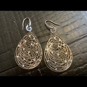 Beautiful teardrop earrings with web of bling